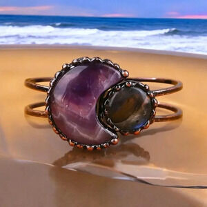 🆕️🌙Boho-Chic Vintage Moon Cuff Bracelet - Genuine Amethyst & Labradorite 🌟